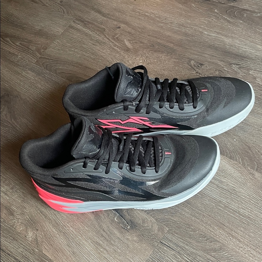 Men's Black and Pink Athletic Shoes